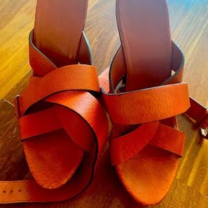 Gucci shoes leather size 36